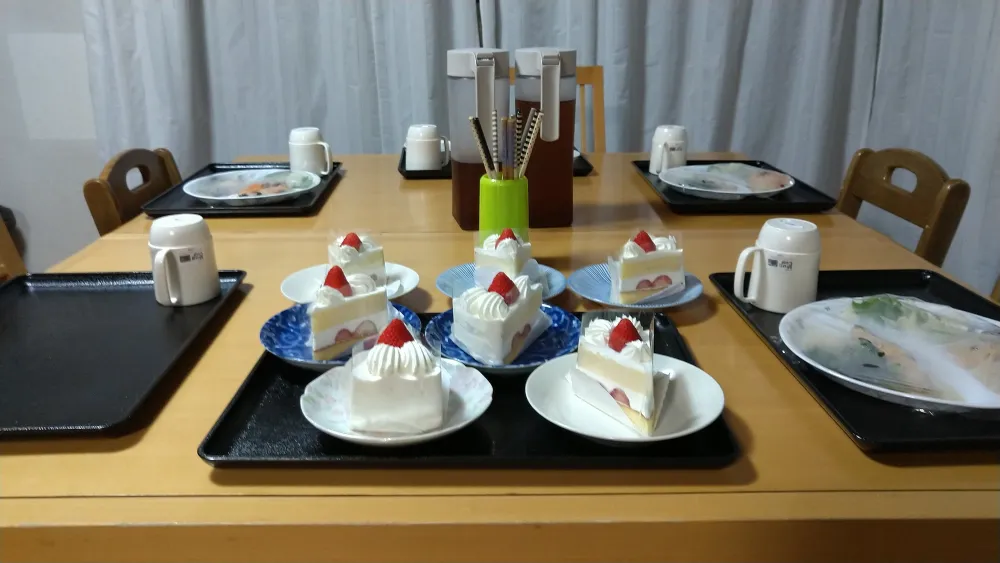 ジョイホームきよしヶ丘　誕生会_1