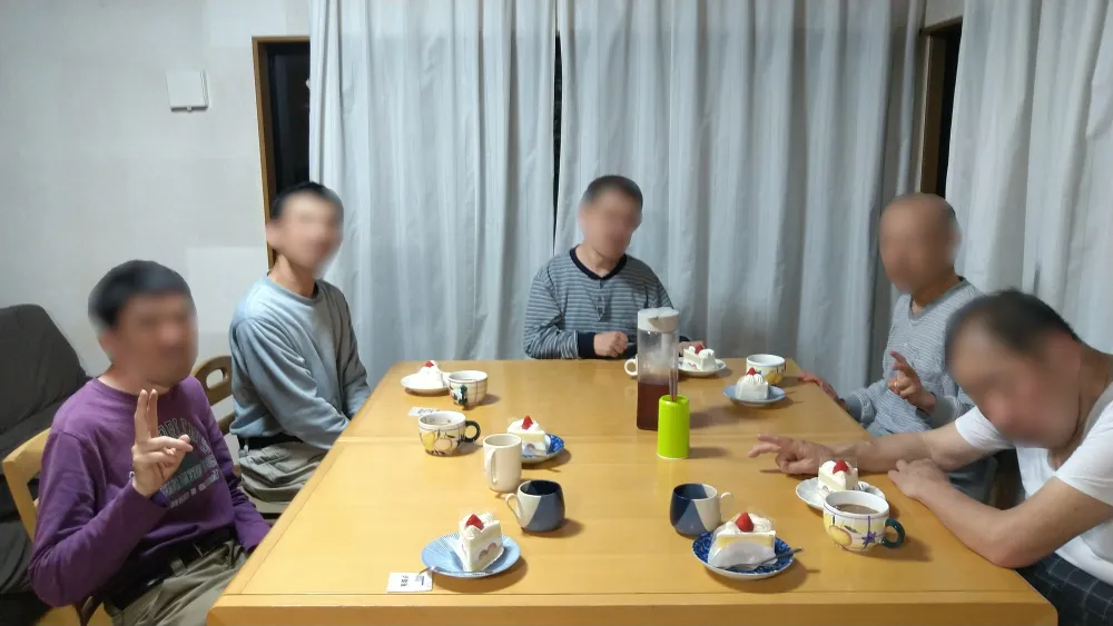 ジョイホームきよしヶ丘　誕生会_2