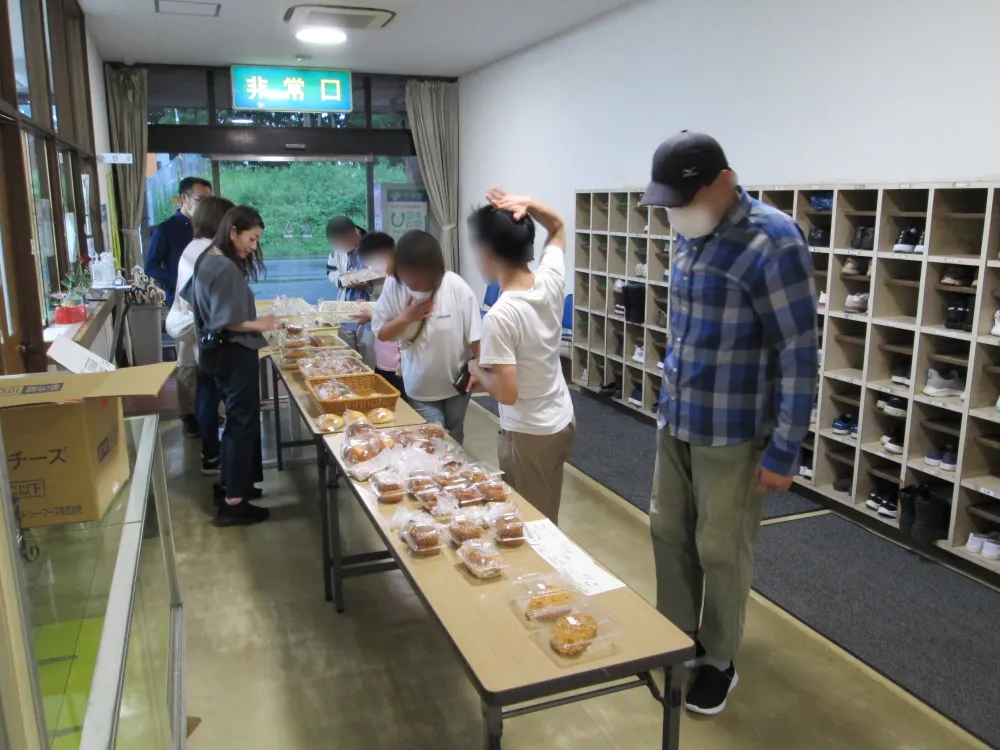 パンの販売会、試行中です_3