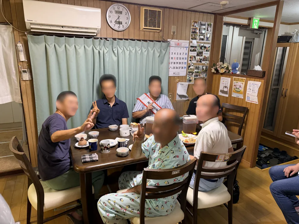 誕生会を行いました（ジョイホーム矢切）_1