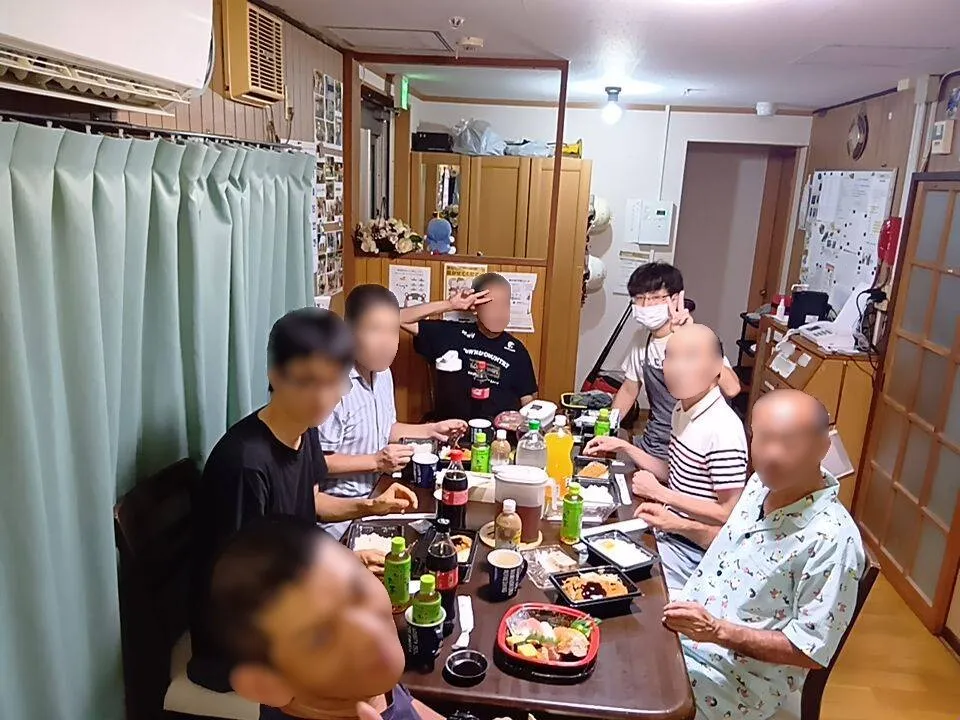 暑気払いの会食会を行いました（ジョイホーム矢切）_1