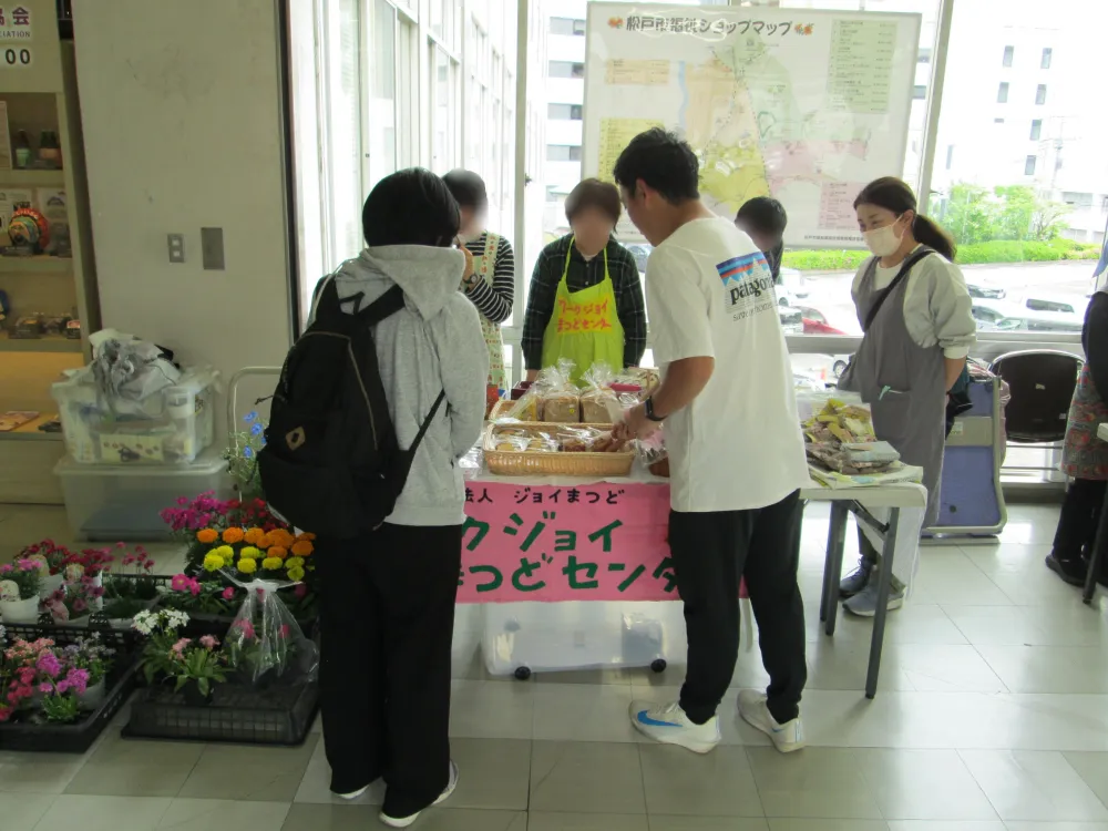 市役所バザーに参加しました（４月）_2